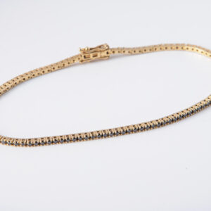 A Tennis bracelet